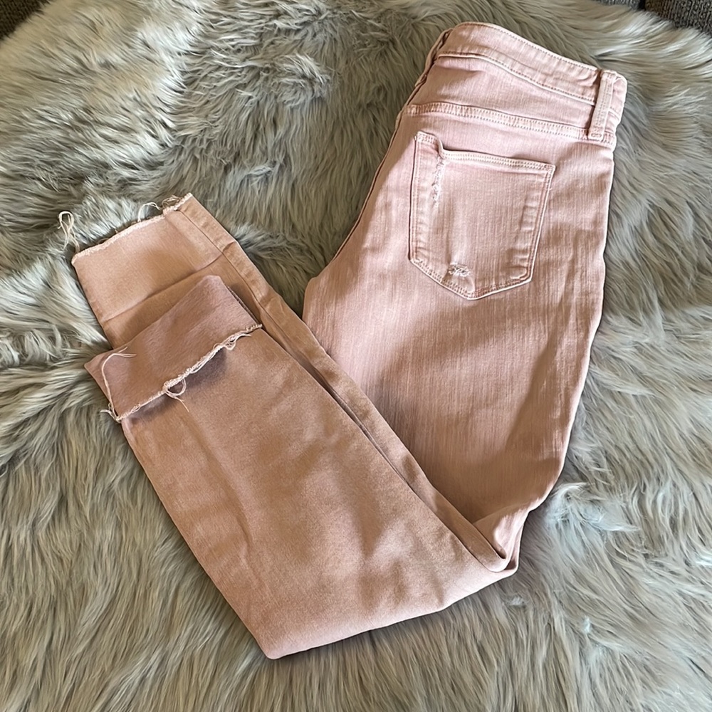 Universal Thread Ladies size 8/29 Regular High Rise Skinny Jegging in Pink
